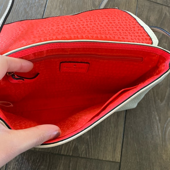 Kate Spade crossbody medium purse - Picture 3 of 8